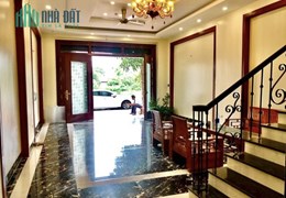 Bán Nhà Chợ Kẻ Vẽ, Ba Bước Ra Phố 35m2 3.4 tỷ. 0986384321.