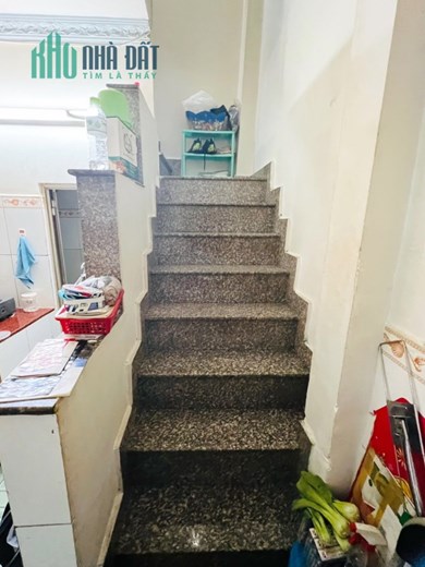 Nhà 2 tầng nở hậu hẻm cụt gần cầu Tạ Quang Bửu P3Q8 Giá 2.38 Tỷ