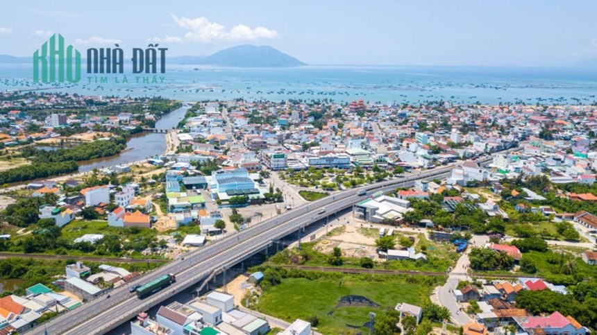 Đất đấu giá trung tâm thị trấn Vạn Giã, KKT Vân Phong, giá chỉ 1 tỷ full thổ cư.