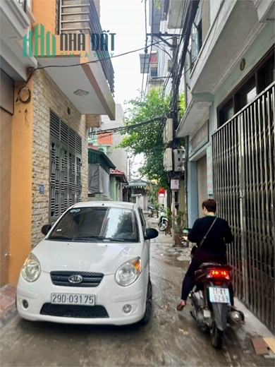 Bán nhà 155 Cầu Giấy, ngõ thông ô tô, nội thất cực xịn, chỉ hơn 5 tỷ, 0866585090