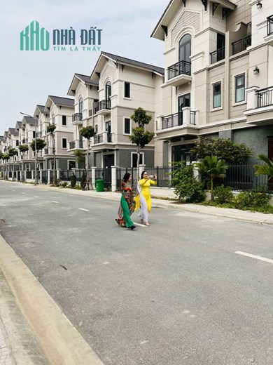 CENTA VILLAS - Biệt thự xanh giữa lòng VSIP Bắc Ninh giá 6.6x tỷ