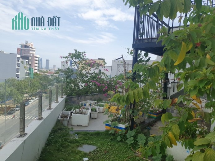 Bán gấp căn hộ Monarchuy thiết kế DUPLEX. Đường Trần Hưng Đạo. Quận Sơn trà. Nhìn Sông Hàn