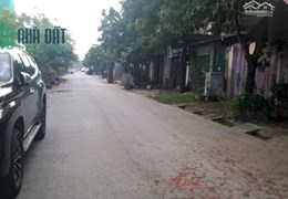 Cho thuê Liền kề VOV Mễ Trì, DT 90m x 4,5 tầng. Giá 13tr. LH:0989129838