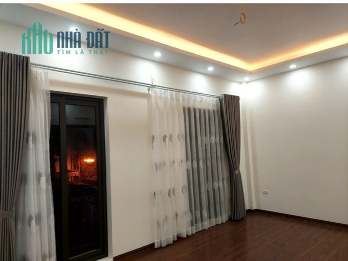 Giá sốc chỉ 90tr/m2 có nhà 6T mới, 2 thoáng. ngõ ô tô, Vũ Xuân Thiều, 46m2, MT 5.5m, nhỉnh 4 tỷ