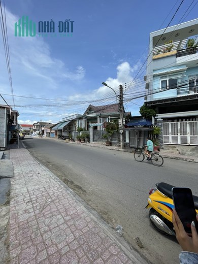 Đất Phan Bội Châu trung tâm Ninh Hòa 81m2; 2,1 tỷ