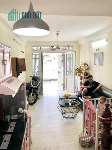 Hót ô tô, kinh doanh Bắc cầu DT36 4 tầng mt4.5 giá 2.7 tỷ Long Biên
