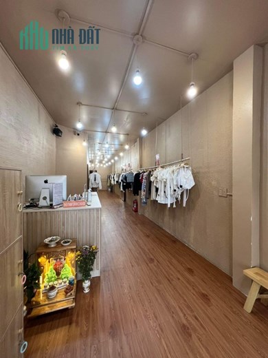Sang Nhượng Shop Thời Trang Nằm Mặt Tiền Đường Quang Trung Quận Gò Vấp
