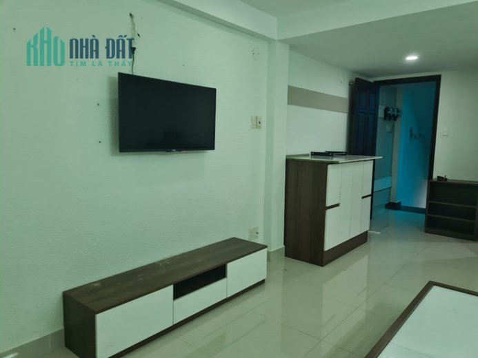 Chính chủ Cho thuê phòng 40m2, Phan Xích Long, Nội thất đầy đủ