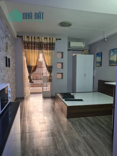 Chính chủ Cho thuê phòng 40m2, Phan Xích Long, Nội thất đầy đủ