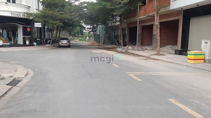 Bán nhà ở Khu Thương Mại - MAI ANH THỊ XÃ TRÃNG BÀNG , TÂY NINH :