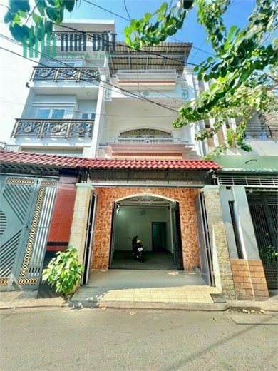 Nhà ngộp Tân Kỳ Tân Quý, Tân Phú – Hẻm 8m thông, 62m2, 3 tầng, 7 tỷ