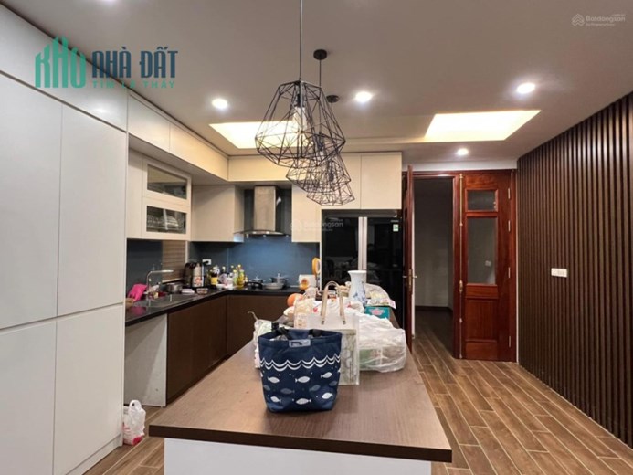 Lô góc khu đấu giá  Ngô Thì Nhậm 50m2, 7T Thang máy 10 tỷ. LH 0986951728