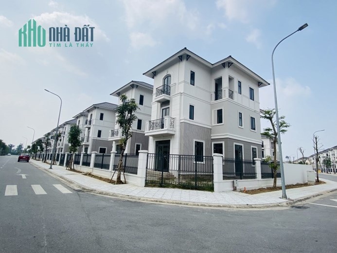 Biệt thự xanh giữa trung tâm vùng thủ đô