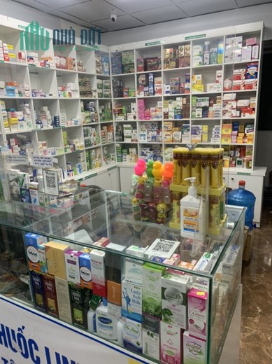 DO BẬN VIỆC GIA ĐÌNH MÌNH CẦN SANG NHƯỢNG GẤP NHÀ THUỐC TÂY