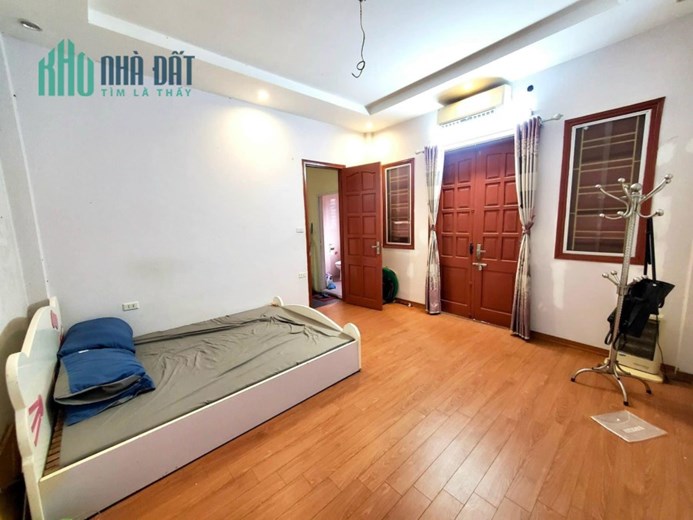 Bán căn nhà Lê Thanh Nghị 42m2, 5 tầng, 3PN, giá 6.3 tỷ - SĐCC 0342932218