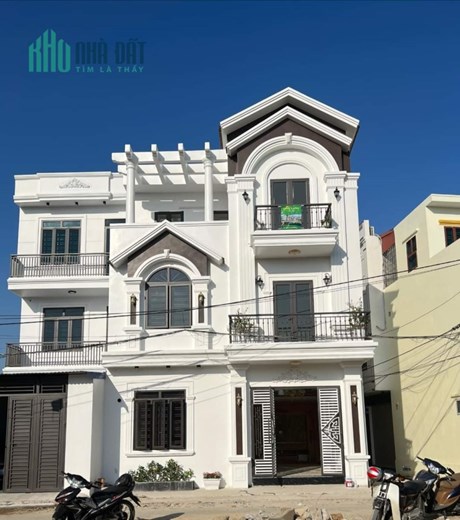Bán nhà An Đồng 3 tầng 3pn kiểu vila mặt đường nhựa 6m giá chỉ hơn 3 tỉ
