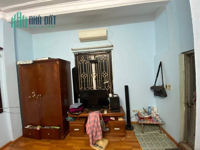 CC  cần bán gấp nhà  Phố Khâm Thiên, Đống Đa, 34 m2, MT 3.8m, nhỉnh 3 tỷ