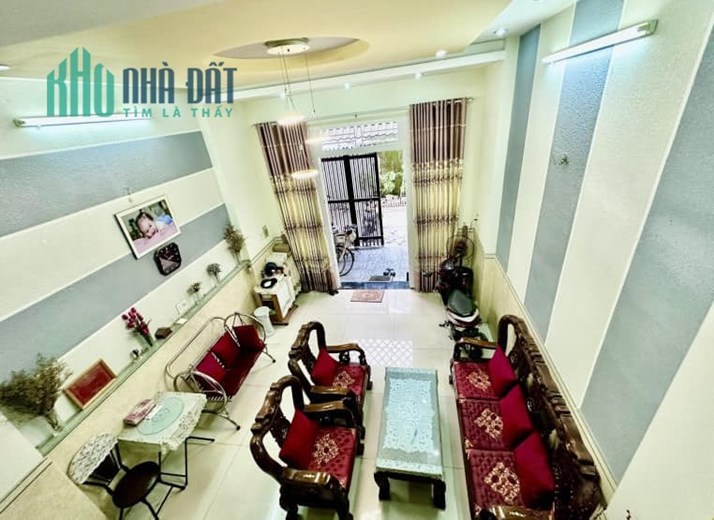Bán nhà HXT đường Lê Văn Quới, Bình Tân, 60m2, 4 x 15, 5 tầng, 4PN, chỉ 5.8 tỷ TL chính chủ.