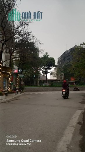 Bán Nhà Lạc Long Quân 258m x 7 Tầng Ô Tô Vào Nhà Giá 39.5 Tỷ.