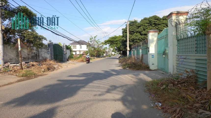 Bán đất trống đường APĐ3 Phường An Phú Đông Quận 12, 165m2, Ngan 8 dài 21, chỉ cần 4.2 tỷ