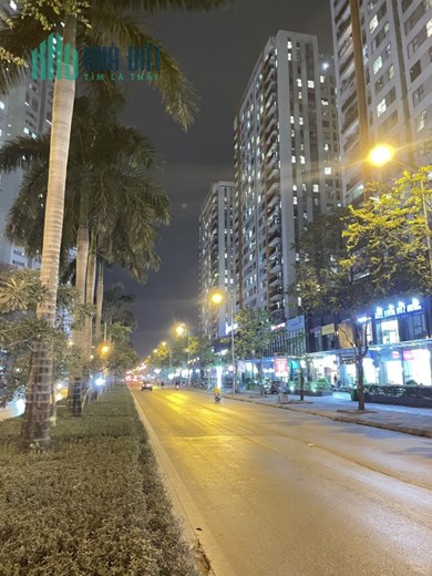 Chính chủ nhờ bán Liền kề văn phú Mặt tiền 5m (mặt tiền hiếm có) chỉ với 10.5 tỉ.