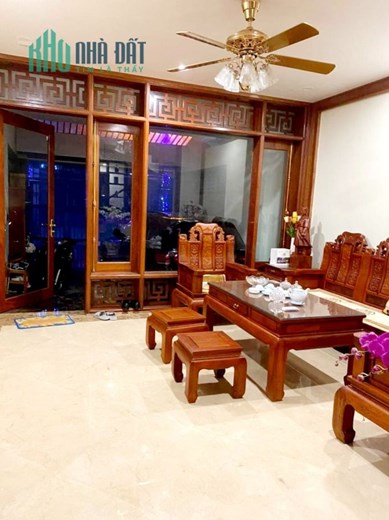 Chính chủ nhờ bán Liền kề văn phú Mặt tiền 5m (mặt tiền hiếm có) chỉ với 10.5 tỉ.