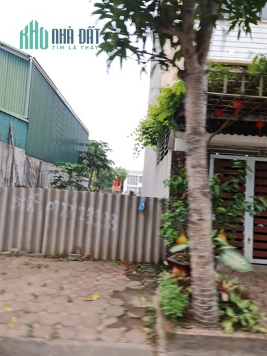 50m2 đất ngõ phố Ngô Xuân Quảng, Trâu Quỳ, Gia Lâm, Hà Nội. Đường 4m, 7 chỗ vào nhà. Lh 0989894845.