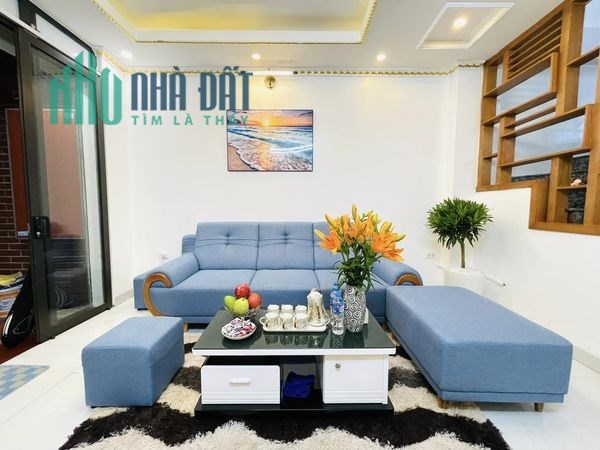 Bán nhà đẹp Hoàng Ma 46m2, ngõ thông, ô tô tiềm năng kinh doanh và tăng giá