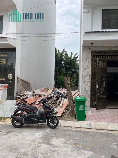 Bán Đất Đường Nguyễn Ảnh Thủ, Đường 10m, Khu Nhà Lầu