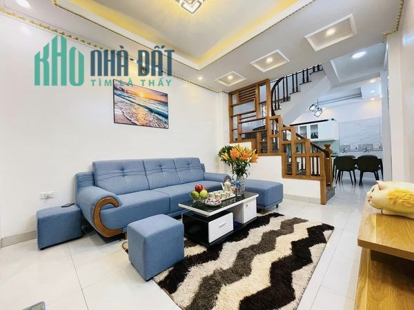 Bán nhà đẹp  Trương Định 46m2, ngõ thông, ô tô tiềm năng kinh doanh và tăng giá