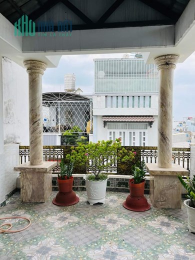 CHỦ BÁN GẤP - NỘI THẤT NHÌN LÀ MÊ - HẺM XE TẢI- 5 PHÒNG KHÉP KÍN XÂY LỆCH TẦNG