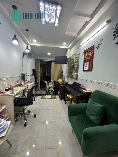 Bán nhà đẹp đường Hậu Giang, Q6, 48m2, 3 x 16, 2 tầng, 3PN, chỉ 3.5 tỷ TL chính chủ.