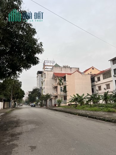 Bán đất Biệt Thự lô 16 Lê Hồng Phong, diện tích 135m, MT 9m, GIÁ 77 tr/m cực đẹp