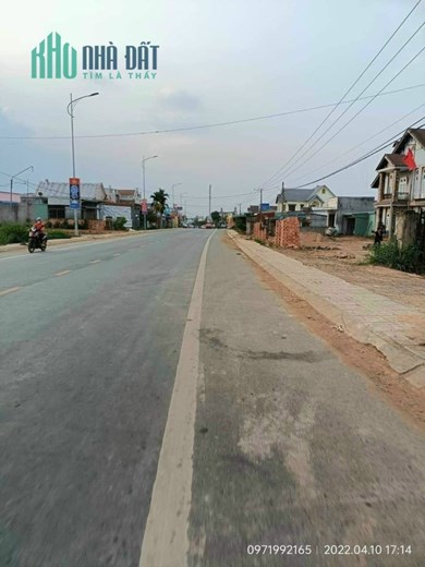 Cần bán nhanh lô đât đẹp mặt tiền quốc lộ 20 tại Tân Hội. Đức Trọng. Lâm Đồng