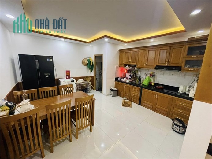 BÁN NHÀ TRẦN XUÂN SOẠN Q7 DT 75M2 NGAY CẦU KÊNH TẺ