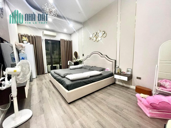 Bán Nhà MP Kim Hoa - Xã Đàn 52M* 5T, 13 TỶ - Vỉa hè - Ô tô tránh - kinh doanh.