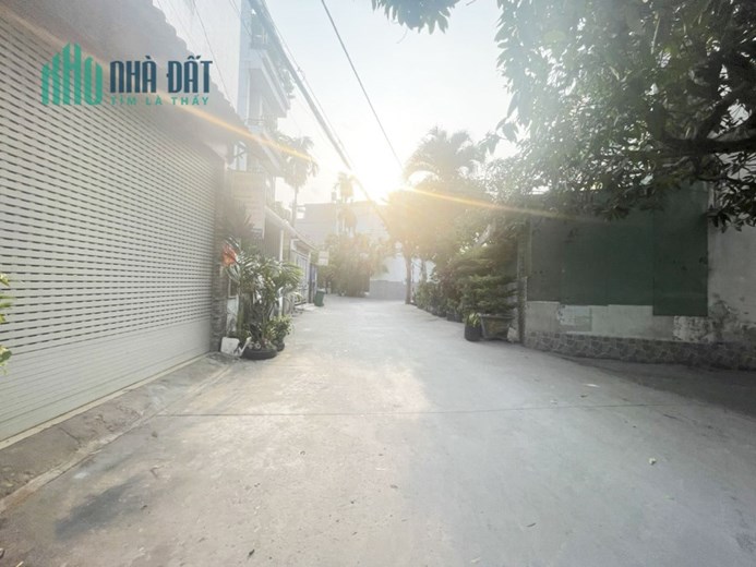 HXH 8M THÔNG - 57M2 - NHÀ C4 CÓ LỬNG - Ô TÔ ĐẬU NGÀY ĐÊM - GẦN CHỢ HẠT ĐIỀU - CHỈ NHỈNH 3 TỶ.
