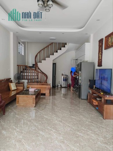 NHÀ PHÂN LÔ 5 TẦNG LÔ GÓC, NGÕ Ô TÔ TRÁNH, DT 46M GIÁ 6 TỶ.