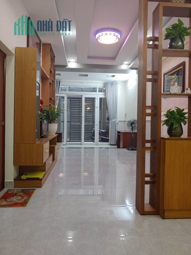 Bán nhà Nguyễn Thị Búp  Quận 12 60M2 3 Tầng Giảm Còn 5 Tỷ 6...