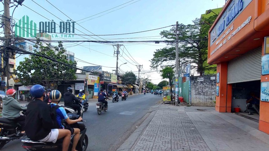 NGỘP BANK 3 TỶ BÁN GẤP NHÀ 105M2 GẦN CHỢ TĂNG NHƠN PHÚ B, HẺM XE TẢI, Ở NGAY CHỈ NHỈNH 5 TỶ