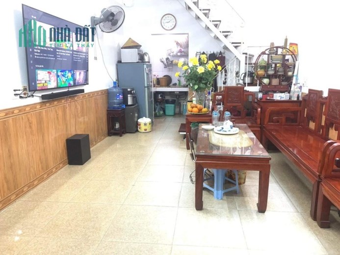 Bán nhà siêu dòng tiền, Vân Hồ, Hai Bà Trưng, 30m, 5T, Hơn 3 tỷ, Ô tô. 0814995566.