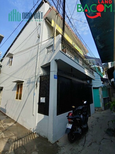 Nhà phường Quyết Thắng, 2 mặt tiền, giá chỉ 2,25 tỷ, 1 trệt 1 lầu sổ riêng thổ cư, Biên Hòa, Đồng