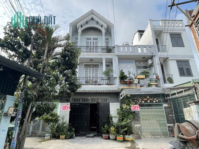 H5M Ô TÔ ĐẬU CỬA - GẦN HIỆP THÀNH CITY - 62M2, NGANG 5M, 3 TẦNG BTCT- NHÀ ĐẸP Ở NGAY - NHỈNH 4 TỶ.