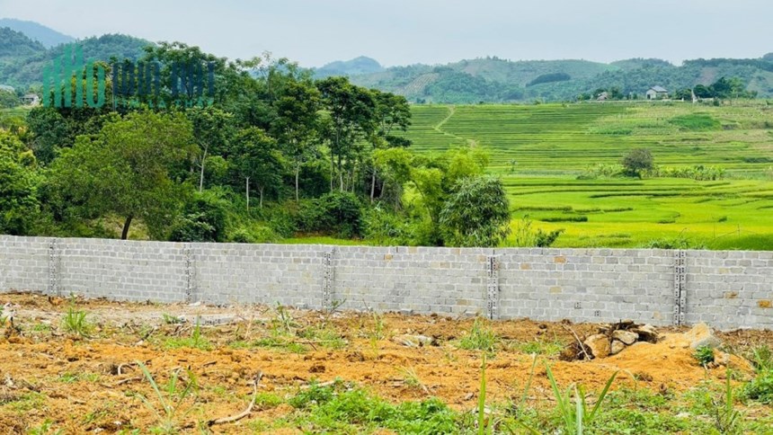 Chủ nhà vui tính1865m thực tế trên 2000m 1500m đất ở tại Xuân Phong - Cao Phong - Hòa Bình