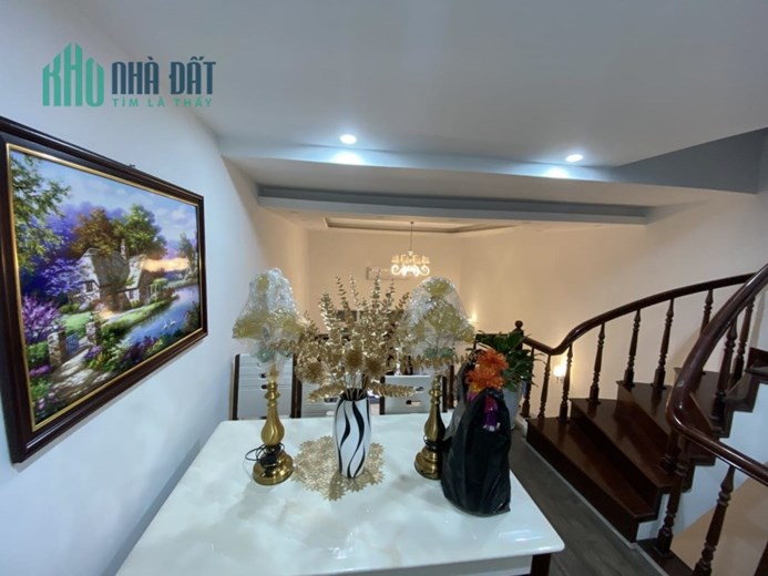 Bán nhà nhỏ xinh lung linh đường Vạn Phúc, Q. Hà Đông, 36m2x5T, MT 4m, giá 3 tỷ 800