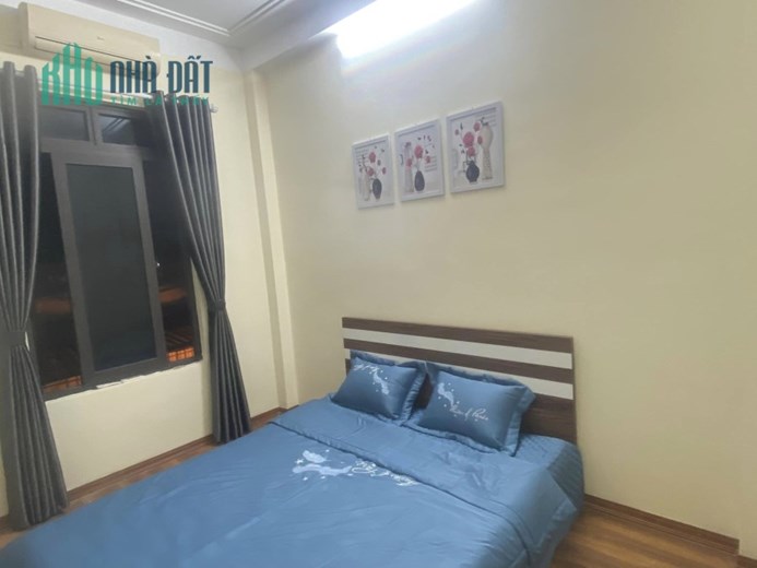 Bán nhà riêng Quan Nhân Thanh Xuân 33m 4 tầng 4 ngủ ngõ thông gần phố trước nhà thoáng giá 3.9 tỷ
