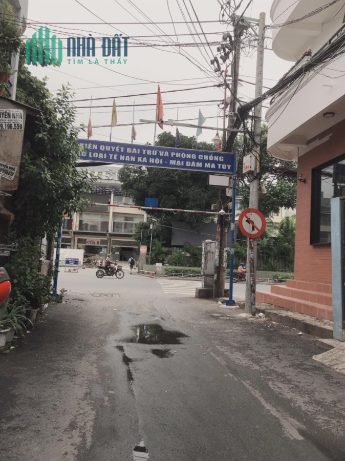Bán nhà Hẻm 363 Đinh Bộ Lĩnh, Sát mặt tiền đường, DT 56m2 Chỉ 6.5 tỷ