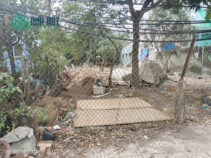 BÁN NỀN MẶT TIỀN ĐƯỜNG PHAN ĐÌNH PHÙNG, PHƯỜNG 8, TP VĨNH LONG