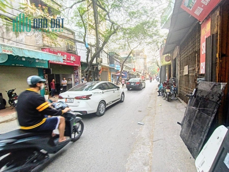 Bán nhà Vĩnh Hưng - Lô góc - gần phố - DT 36m, 4 tầng - ngõ thông rộng - an sinh đỉnh.