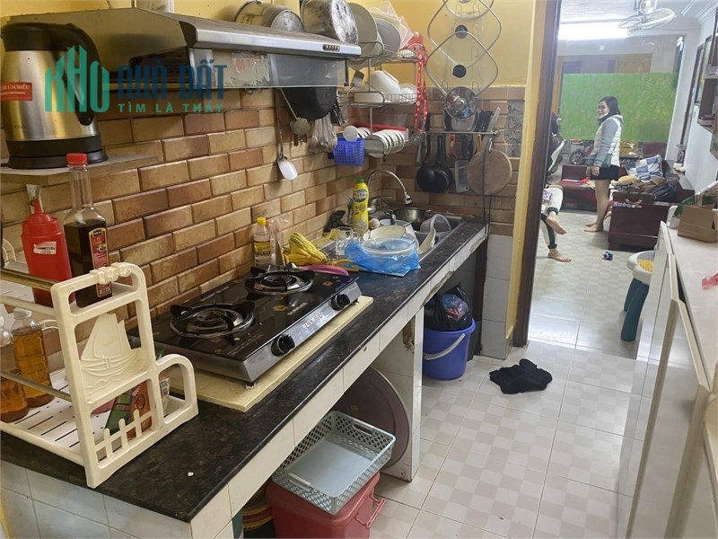Tôi cần bán nhà số 117 ngõ 15 Phương Mai 40m2 4 tầng MT 3m, giá 2.5 tỷ